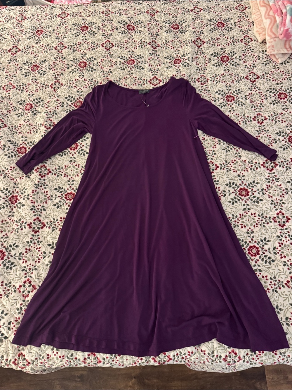 Women's Quarter-Sleeve Purple Swing Dress